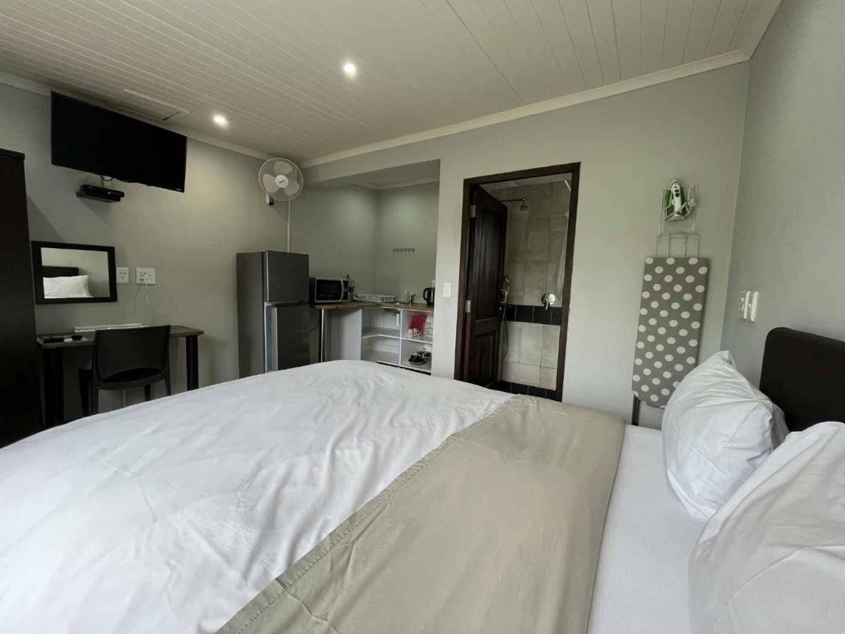 Halleria Self Catering White River Exterior foto